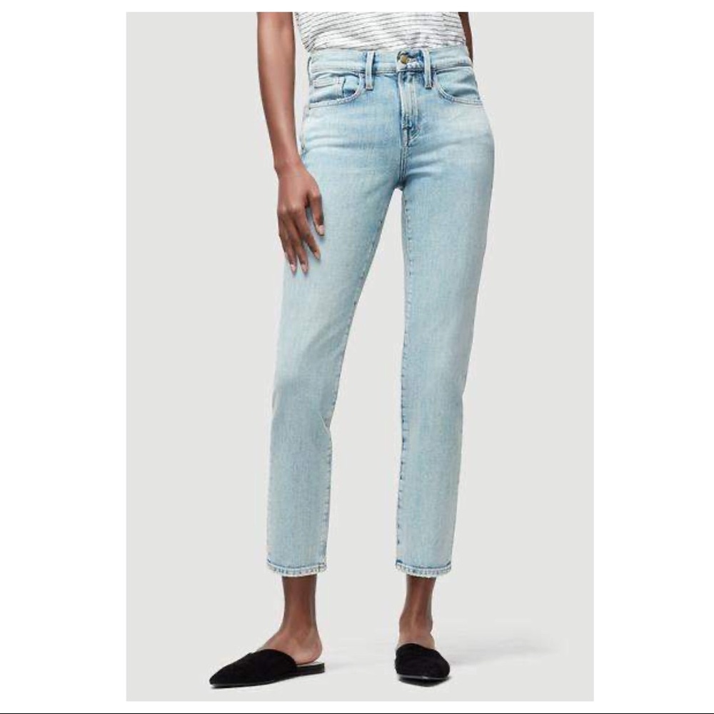 FRAME Le Boy light wash straight relax leg crop 26